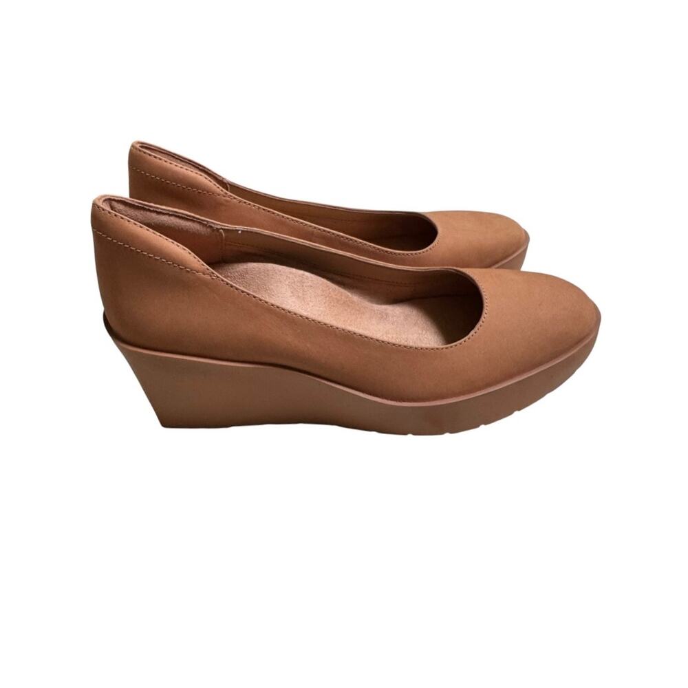 Vionic Sereno Tan Cognac Wedge Pumps Comfort Shoes Round Toe Size 6.5 - Picture 4 of 12